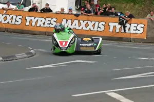 Dave Molyneux & Patrick Farrance (DMR Kawasaki) 2010 Sidecar A TT