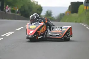 Dave Molyneux & Patrick Farrance (Kawasaki) 2012 Sidecar TT