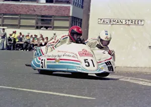 Dave Molyneux & Paul Kneale (Yamaha) 1986 Sidecar TT