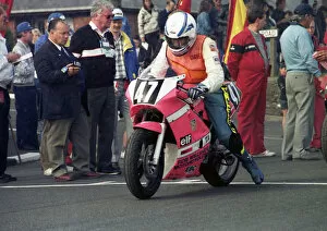Images Dated 15th November 2019: Dave Morris (Suzuki) 1990 Lightweight 400 TT
