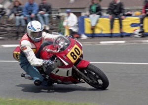 Images Dated 6th November 2019: Dave Morris (Yamaha) 1990 Supersport 600 TT