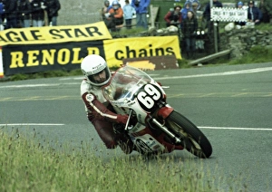 Images Dated 29th October 2016: Dave Raybon (Yamaha) 1981 Formula 3 TT