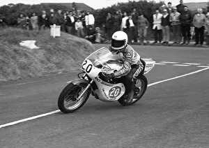 Images Dated 23rd February 2020: Dave Rees (Yamaha) 1977 Jurby Road