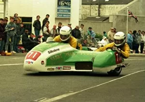 Images Dated 7th February 2018: Dave Saville & David Hall (Sabre) 1988 Sidecar TT