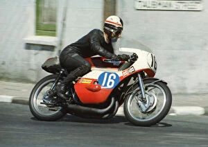 Dave Simmonds Gallery: Dave Simmonds (Kawasaki) 1969 Junior TT