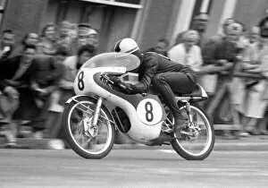 Images Dated 14th March 2017: Dave Simmonds (Tohatsu) 1964 50cc TT