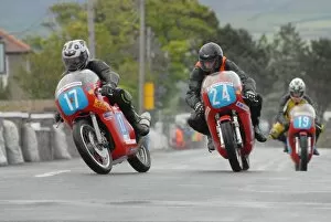 Images Dated 27th May 2007: Dave Spencer (Honda) and Edward Manly (Drixton Honda) 2007 Pre TT Classic