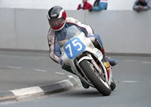 Images Dated 6th March 2021: Dave Vale (Yamaha) 1990 Junior Manx Grand Prix