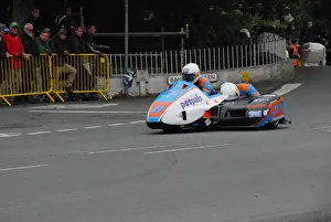 Dave Wallis & Scott Hardie (Suzuki LCR) 2017 Sidecar TT