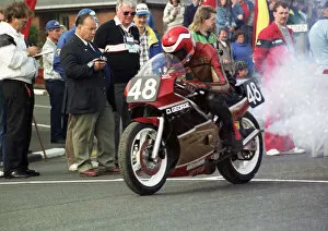 Images Dated 15th November 2019: Dave Wallis (Suzuki) 1990 Lightweight 400 TT