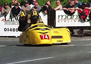 Images Dated 20th January 2017: David Alcock & Dave Gledhill (Shelbourne) 1999 Sidecar TT