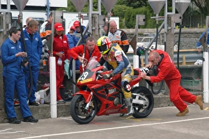 David Bell Gallery: David Bell (Honda) 2004 Production 600 TT