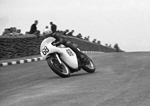 Images Dated 10th October 2019: David Duncan (Matchless) 1964 Senior TT