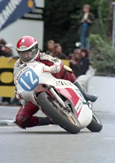 Images Dated 10th October 2021: David Griffith (Yamaha) 1987 Junior TT