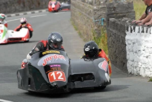Images Dated 16th July 2009: David Hirst & Keir Pedley (Shelbourne Honda) 2009 Southern 100