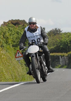 Images Dated 22nd August 2020: David Kamiewski (1935 Rudge), No. 88, 2007 Re-enactment
