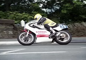 Images Dated 2nd December 2017: David Nobbs (Yamaha) 1993 Junior TT