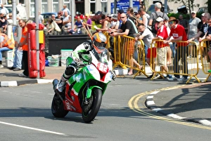 Images Dated 6th June 2016: David Sellers (Kawasaki) 2016 Supersport TT