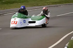 David Stone & Kerry Williams (Shand Yamaha) 2004 Sidecar TT