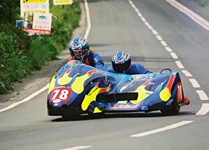 Images Dated 15th August 2018: David Walker & Mike Killingsworth (Yamaha) 2004 Sidecar TT