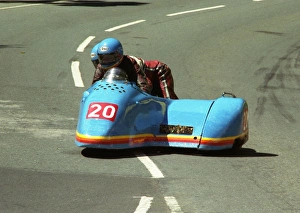 Images Dated 7th January 2018: David Wallis & Tim Kirkham (Yamaha) 1995 Sidecar TT
