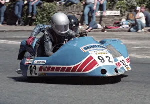 Images Dated 7th October 2020: Bill Davie & Rab Hopkins (Yamaha) 1985 Sidecar TT