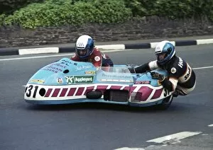 Bill Davies & Rab Hopkins (Yamaha) 1989 Sidecar TT