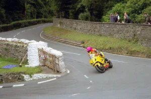 Davy Morgan Collection: Davy Morgan (Suzuki) 2004 Senior Manx Grand Prix
