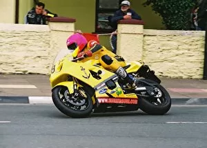 Davy Morgan Collection: Davy Morgan (Suzuki) 2004 Senior TT