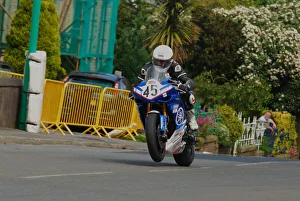 Dean Harrison (Yamaha) 2011 Superbike TT