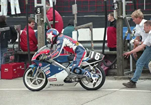 Images Dated 2nd February 2023: Decca Kelly Railway Inn Honda 1999 Ultra Lightweight TT