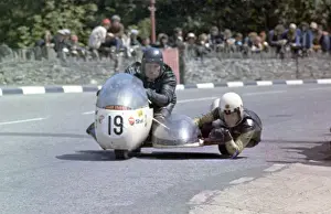 Dennis Keen & Ralph Crellin (Triumph) 1972 500 Sidecar TT