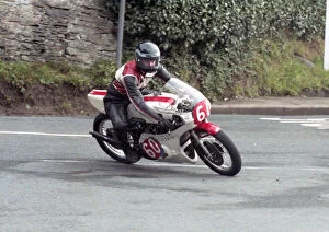 Images Dated 13th July 2022: Dennis Mitchell (Yamaha) 1985 Newcomers Manx Grand Prix
