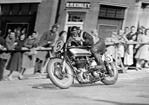Dennis Parkinson (Norton) 1950 Senior Manx Grand Prix