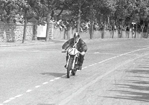 Dennis Parkinson Collection: Dennis Parkinson Norton 1951 Senior Manx Grand Prix