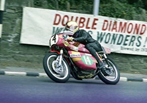 Images Dated 16th October 2019: Dennis Rapley (MW Ducati) 1972 Lightweight Manx Grand Prix