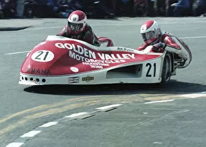 Images Dated 19th August 2020: Derek Bayley & Bob Bryson (Yamaha) 1981 Sidecar TT