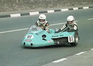 Derek Blackbourn & Barry Dunn (Yamaha) 1982 Sidecar TT