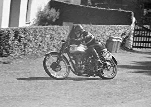 Images Dated 26th September 2021: Derek Ennett (BSA) 1951 Senior Manx Grand Prix