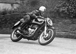 Derek Ennett Gallery: Derek Ennett (Matchless) 1954 Senior Manx Grand Prix