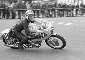 Images Dated 30th June 2022: Derek Filler (Norton) 1972 Production TT