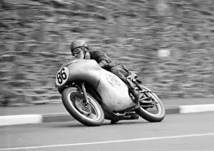 Images Dated 27th March 2023: Derek Phillips Norton 1963 Senior Manx Grand Prix