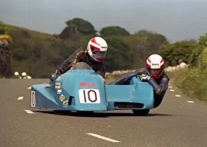 Images Dated 7th October 2016: Derek Plummer & Brian Marris (Ireson Yamaha) 1987 Sidecar TT