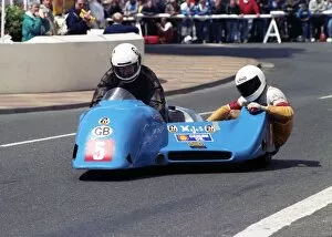 Derek Plummer Collection: Derek Plummer & Gareth Keep (Kawasaki) 1990 Sidecar TT