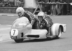 Images Dated 25th May 2022: Derek Plummer & Mick Neal (Konig) 1977 Sidecar TT