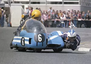 Images Dated 22nd August 2021: Derek Plummer & Mick Neal (Konig) 1976 Sidecar 500 TT