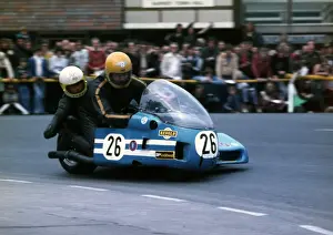 Derek Plummer & Roger Tomlinson (Kawasaki) 1979 Sidecar TT