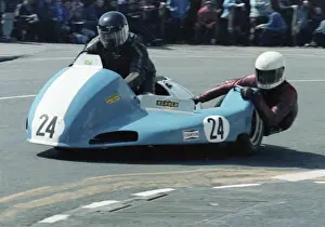 Derek Plummer & Roger Tomlinson (Kawasaki) 1981 Sidecar TT