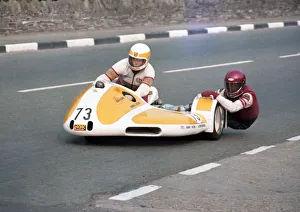 Images Dated 19th August 2020: Derek Rumble & Ralph Knight (Rumble Suzuki) 1982 Sidecar TT