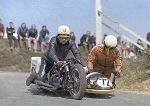 Derek Rumble & Vince Biggs (Rumble BSA) 1972 500 Sidecar TT
